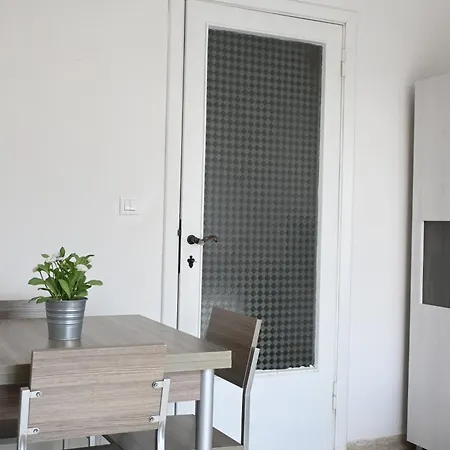 Apartment Se141 Comodo Bilocale Fronte Mare